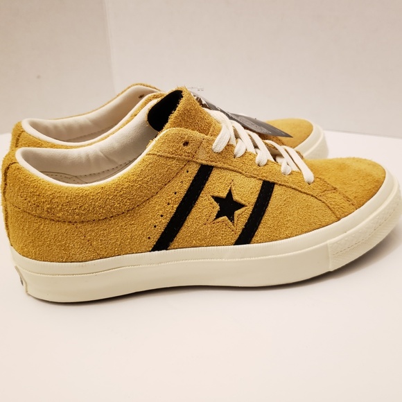 mustard converse one star